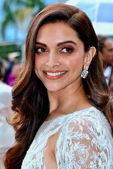 Deepika Padukone Photo #1