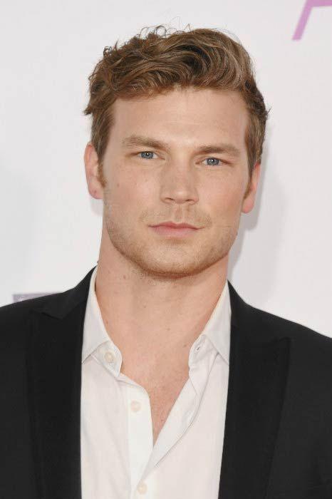 Derek Theler Photo #1