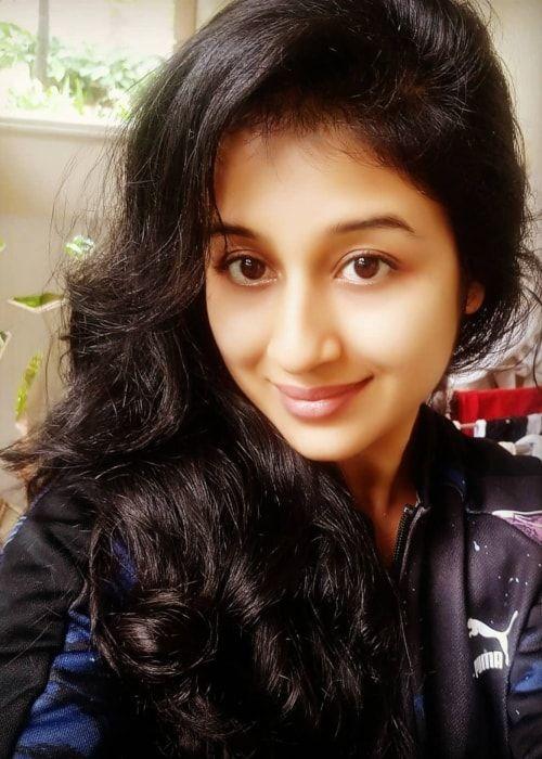 Paridhi Sharma Photo #1