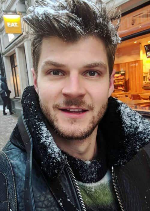 Jim Chapman Photo #1