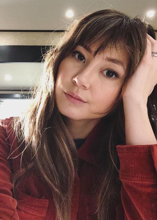 Kimiko Glenn Photo #1