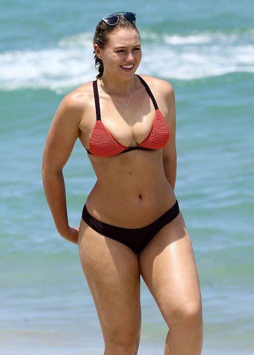 Iskra Lawrence Photo #1