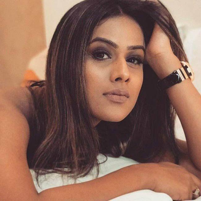 Nia Sharma Photo #1