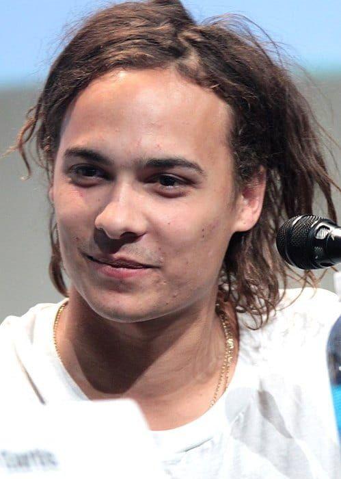 Frank Dillane Photo #1