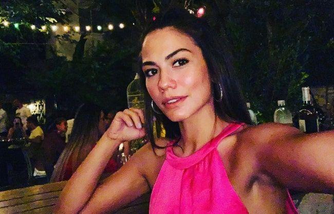 Demet Ozdemir Photo #1