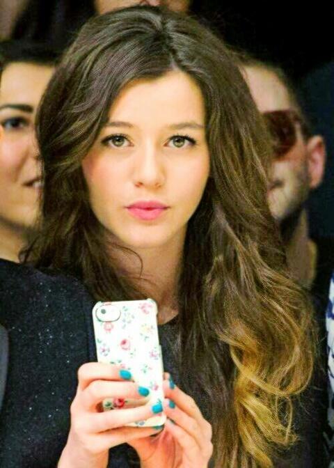 Eleanor Calder Photo #1