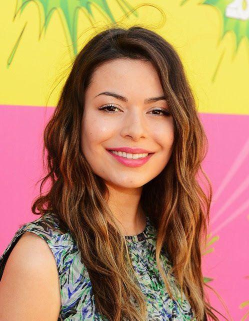 Miranda Cosgrove Photo #1