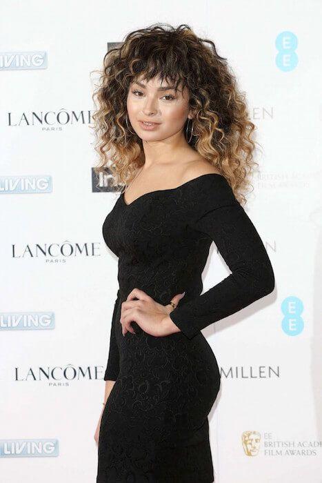 Ella Eyre Photo #1