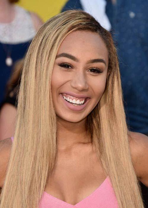 Eva Gutowski Photo #1