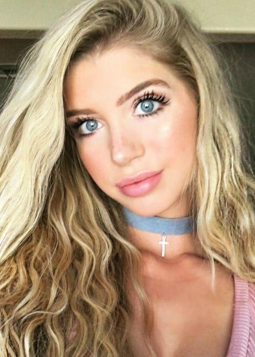 Allie DeBerry Photo #1