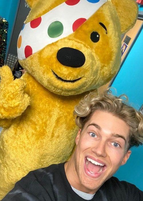 AJ Pritchard Photo #1