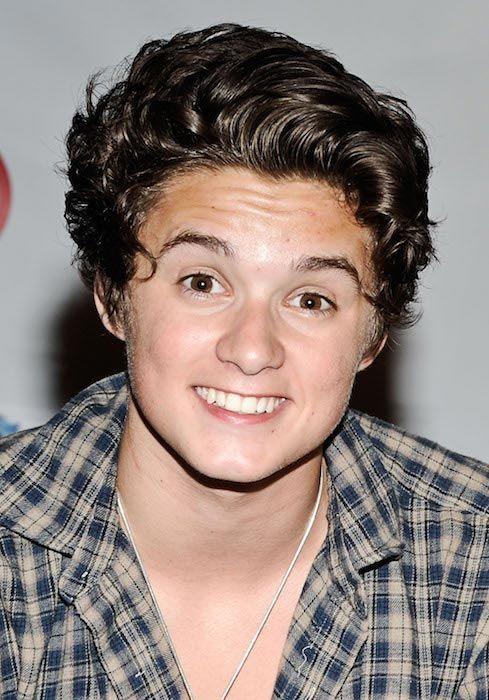 Brad Simpson Photo #1