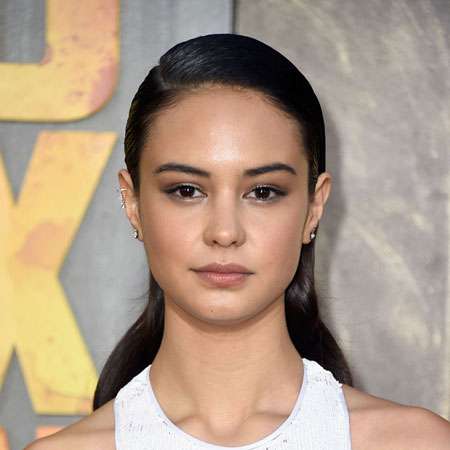 Courtney Eaton Photo #1