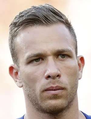 Arthur Melo Photo #1