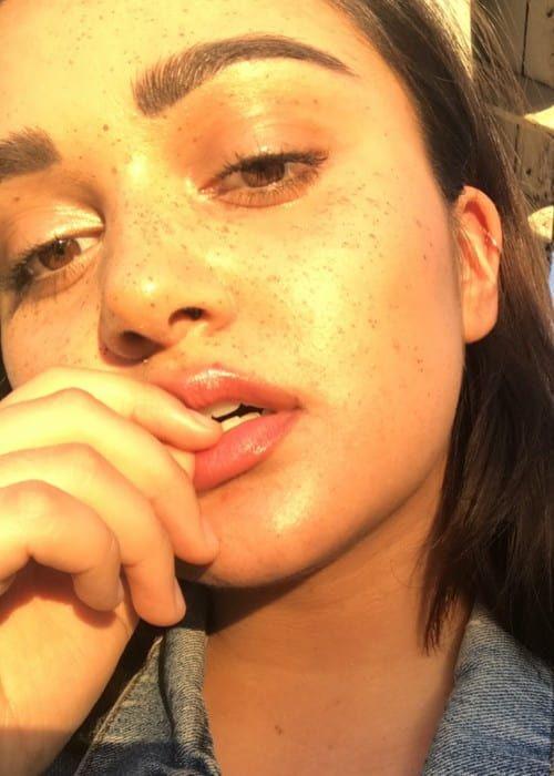 Ariela Barer Photo #1