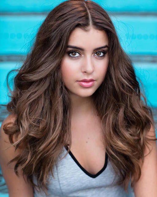 Kalani Hilliker Photo #1