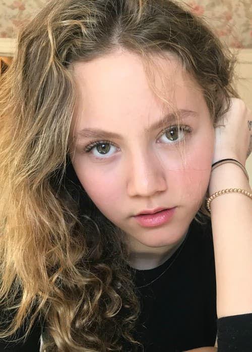 Iris Apatow Photo #1