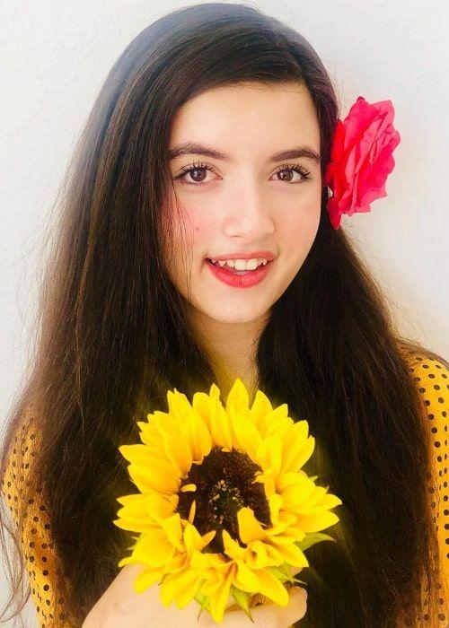 Angelina Jordan Photo #1