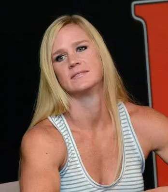Holly Holm Photo #1