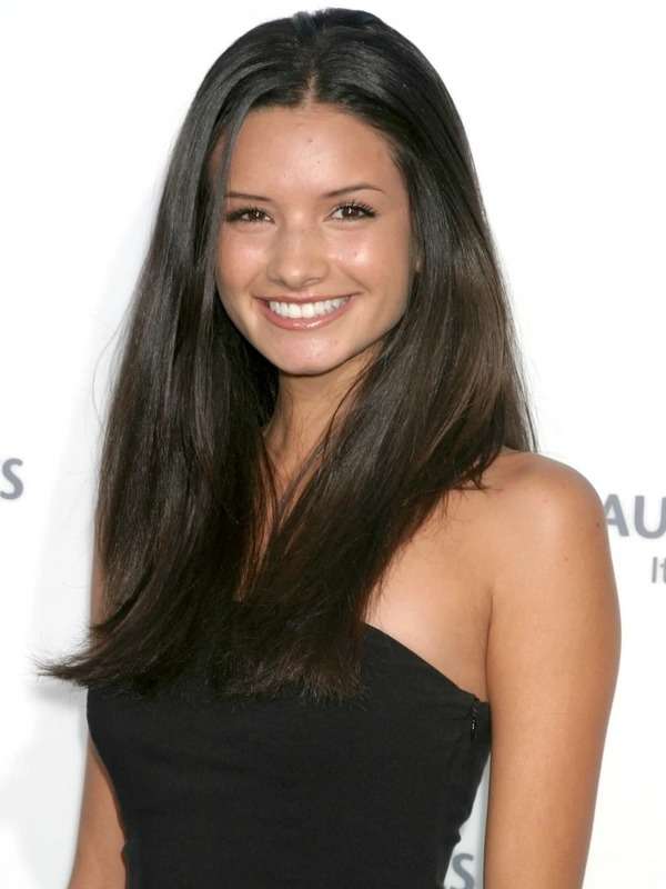 Alice Greczyn Photo #1