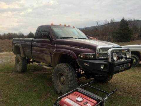 1995 Dodge 2500 4&#215;4 12 Valve for sale