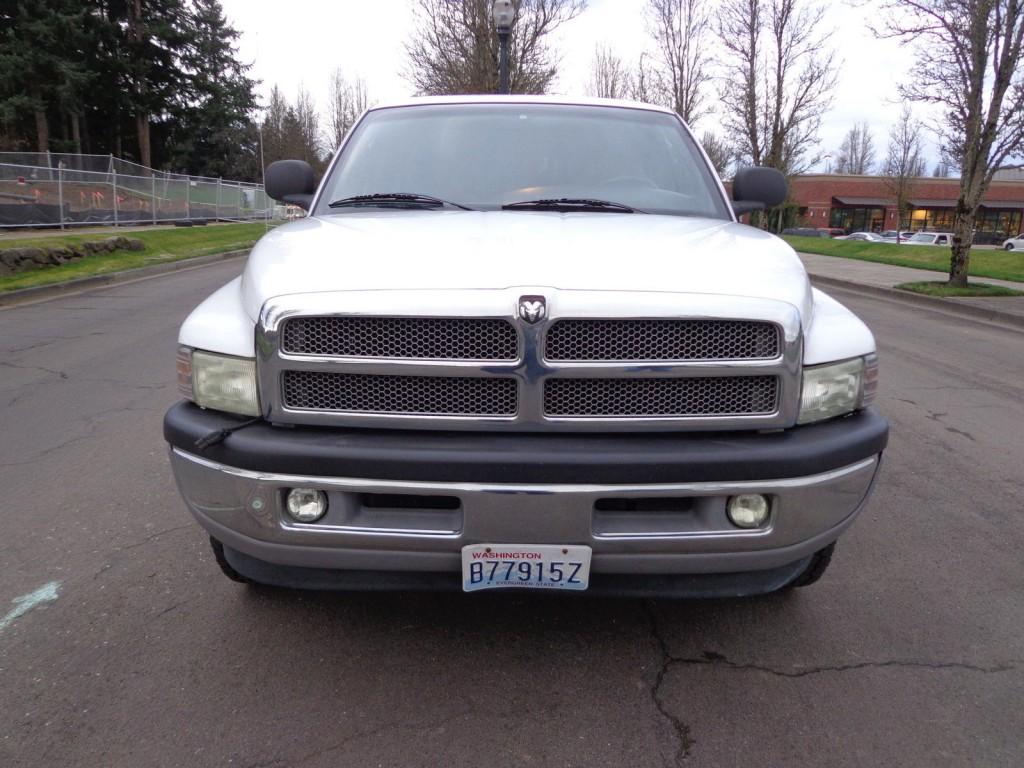 2001 Dodge Ram 2500 Base Extended Cab Pickup 5.9L