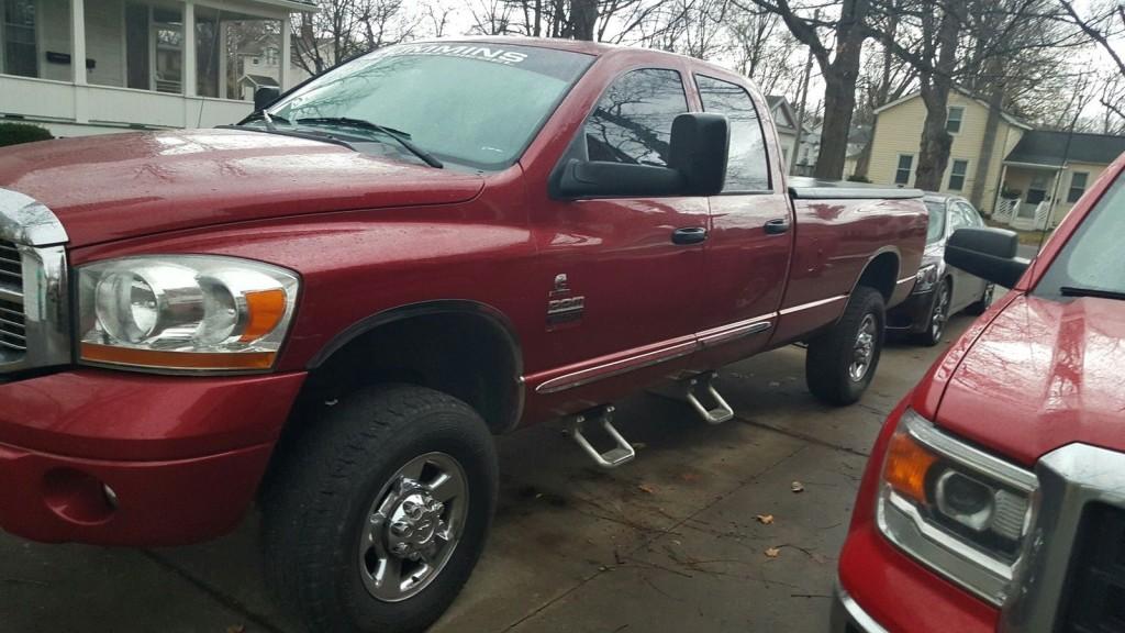 2006 Dodge ram 3500 Laramie 5.9 Cummins HO