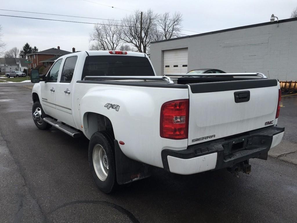 2013 GMC Sierra Denali 3500 4*4 CREW CAB Dually Diesel