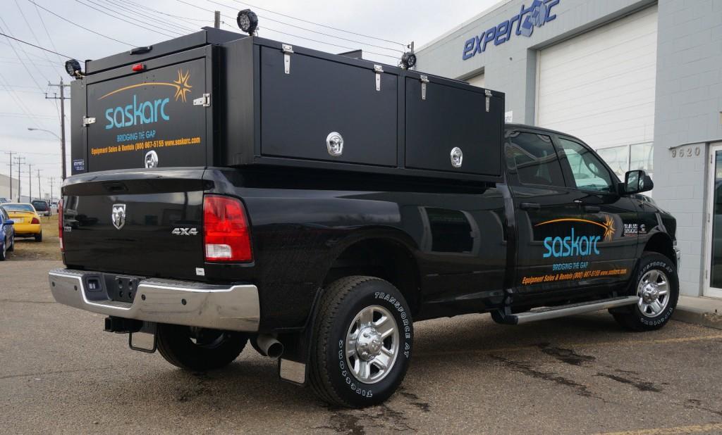 2014 Ram 3500 SLT Cab & Chassis 4 Door 6.7L