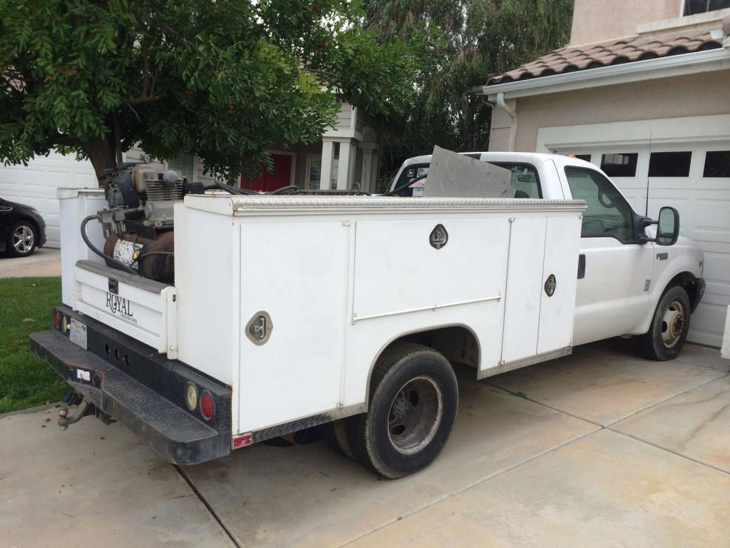 1999 Ford F 350 Super Duty w/ 11ft Royal Service Bed