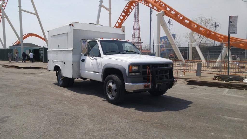 2001 Chevrolet C3500 Turbo Diesel Dually Mobile Wash Truck