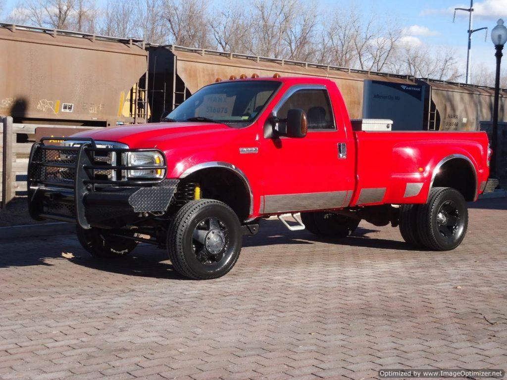 Dually 2006 Ford F-350 XLT Diesel Lifted Regular Cab