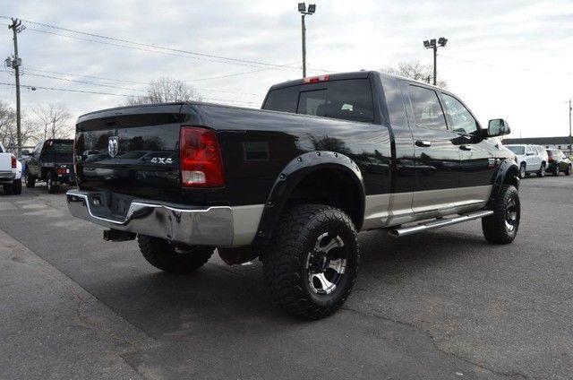 NICE 2010 Dodge Ram 2500 Laramie Mega Cab