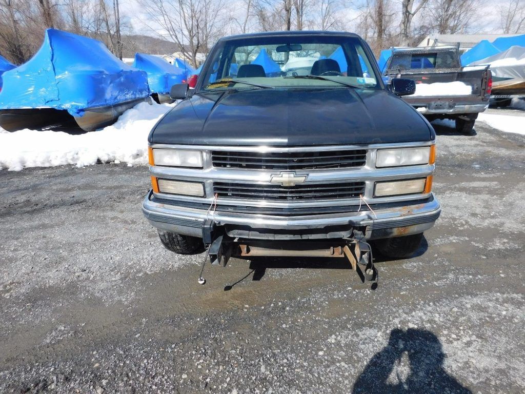 NICE 2000 Chevrolet C/K Pickup 2500