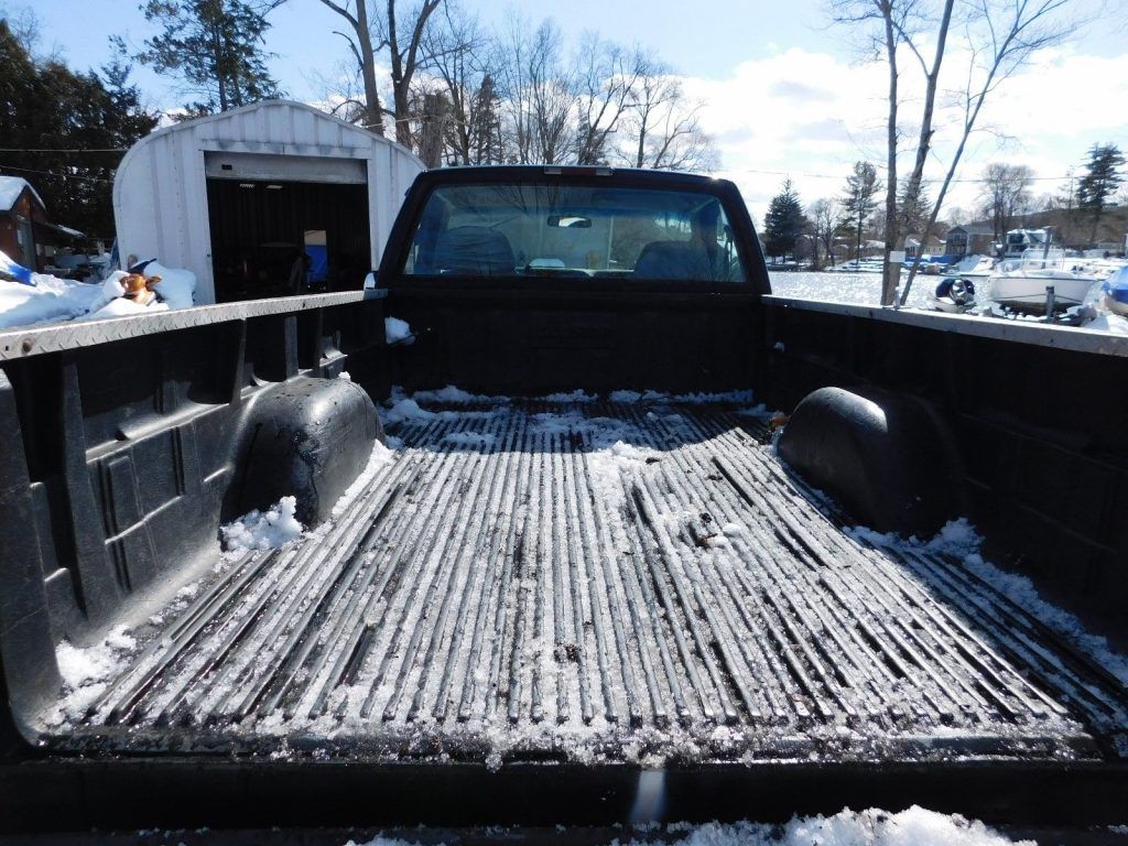 NICE 2000 Chevrolet C/K Pickup 2500