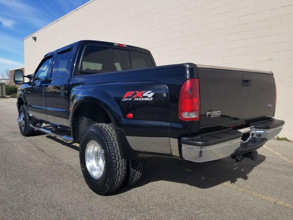 RARE 2003 Ford F 350 LARIAT