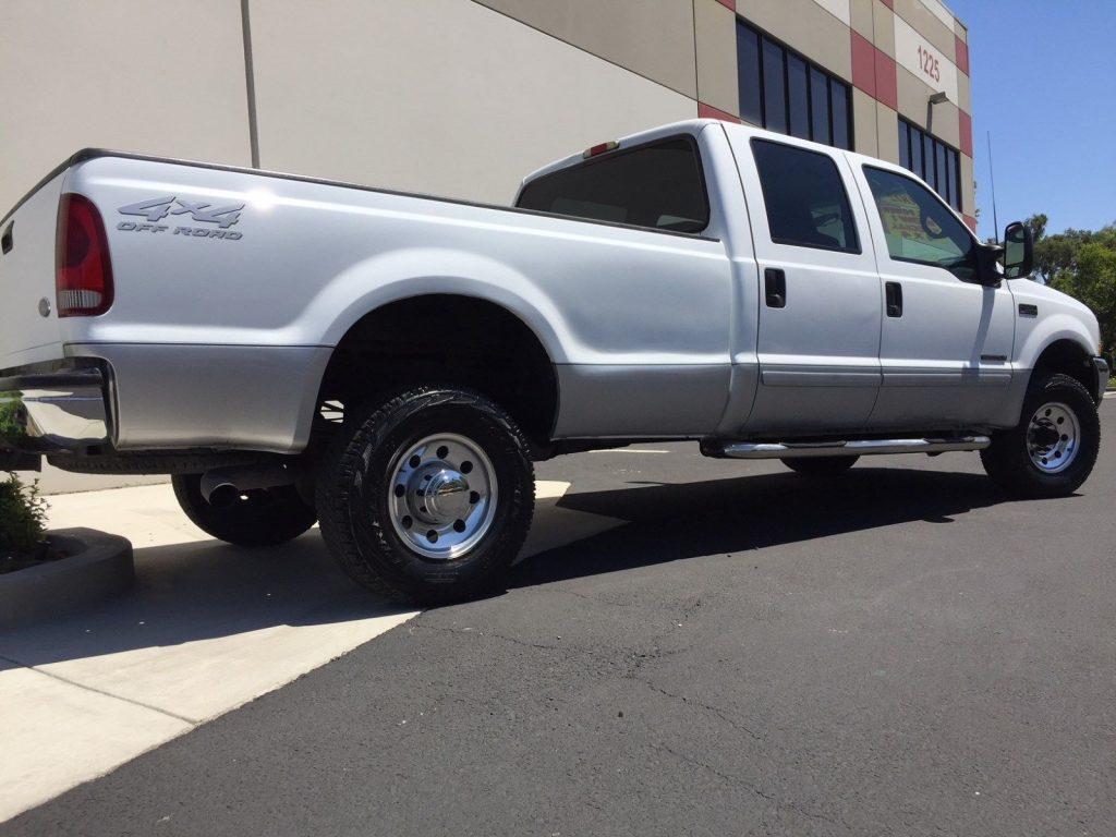 VERY NICE 2002 Ford F-350 LARIAT