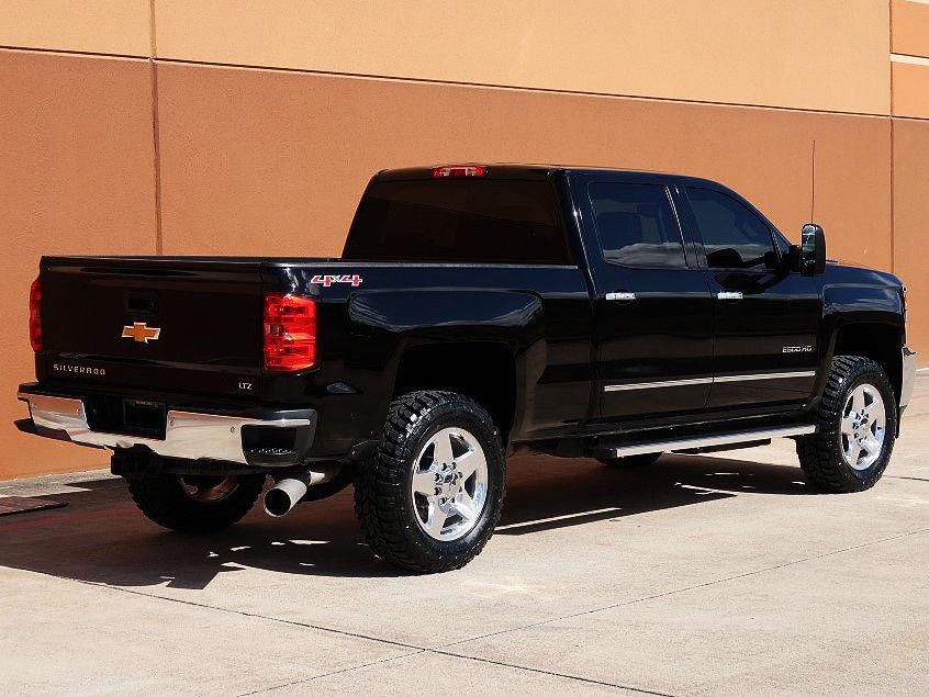 VERY NICE 2015 Chevrolet Silverado 2500