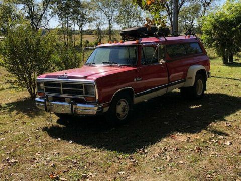 1989 Dodge D-350 with Cummins 5.9l 12 valve turbo diesel for sale