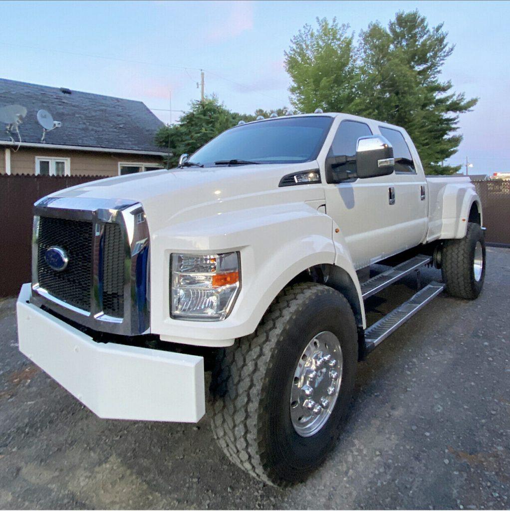 2005 Ford F650 Super Truck