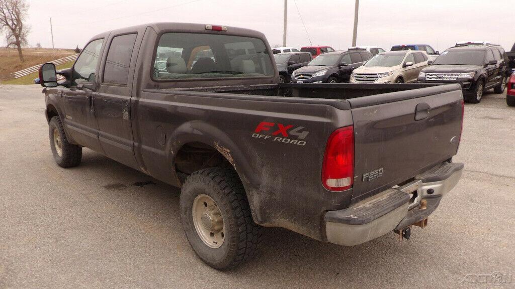 2004 Ford F-250 XLT Pickup Truck Diesel