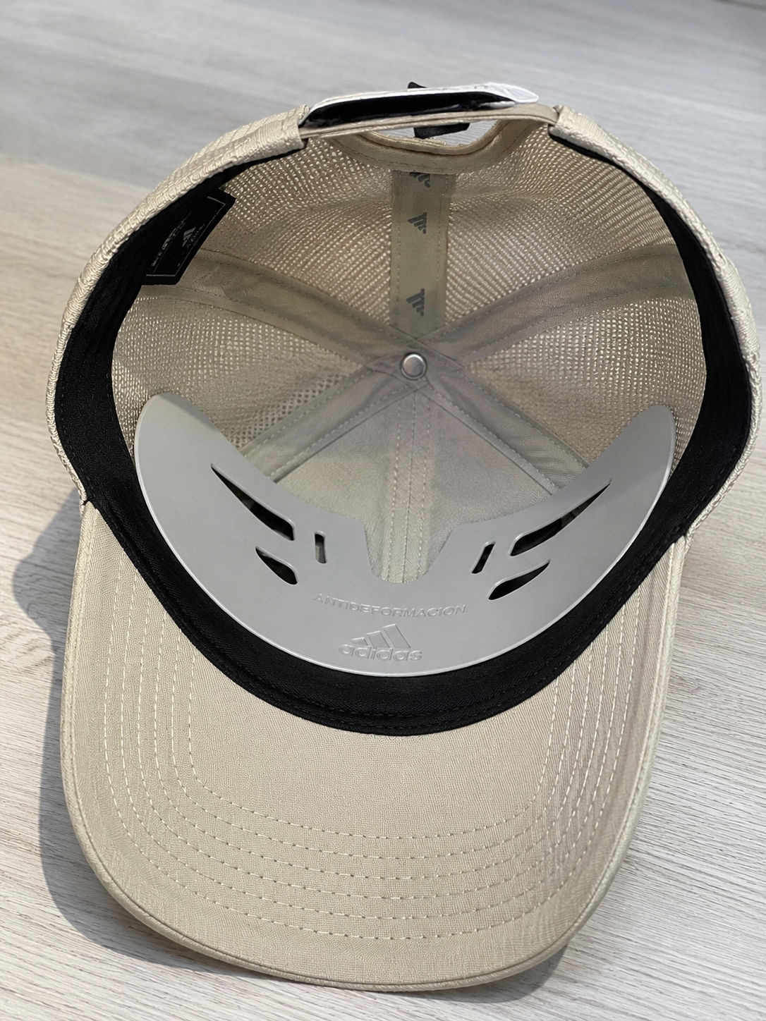 Visera
