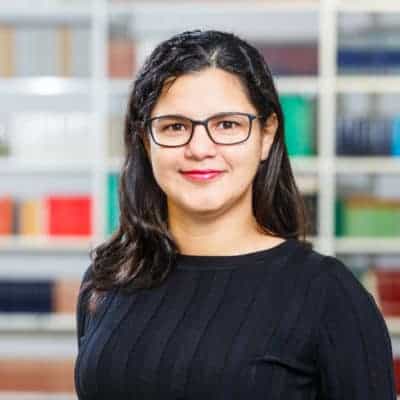 Portrait Carla R. Almeida