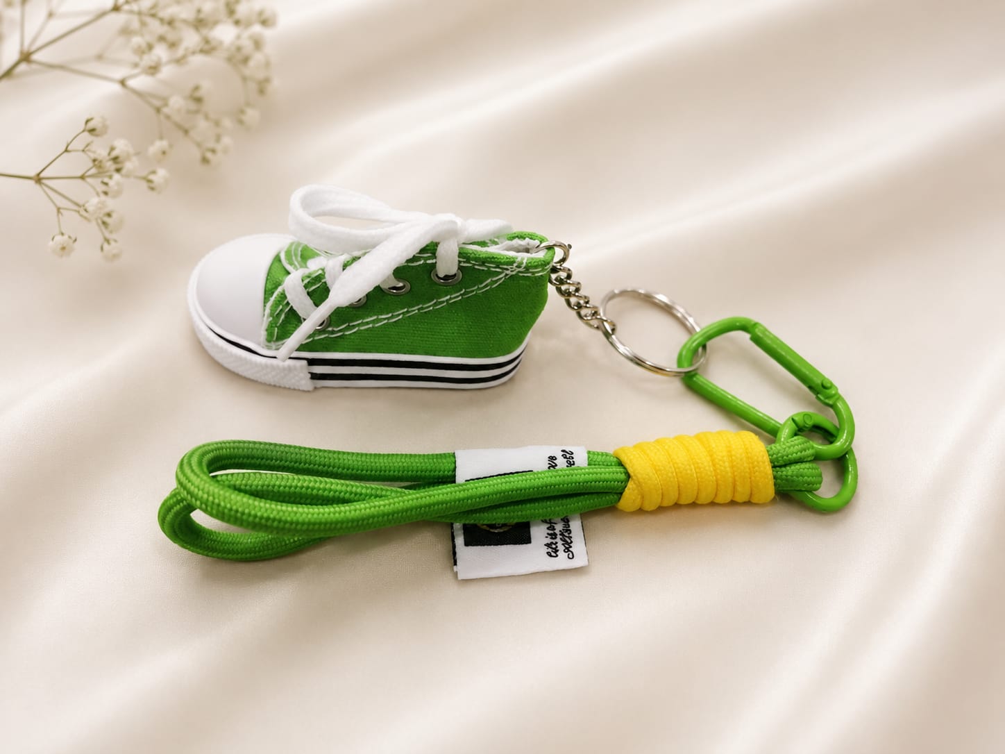 Sneaker BagCharm / Keycutie