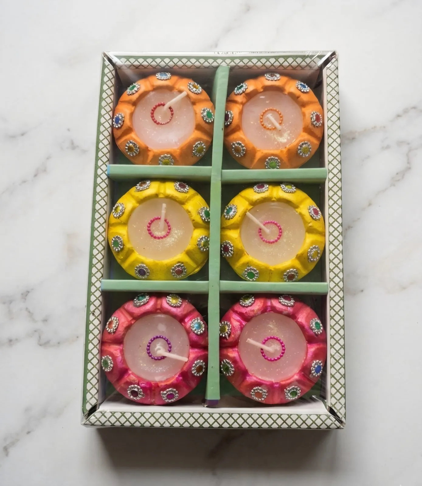 Decorative Festive Tealight Candle Set – 6 PcsDecorative Festive Tealight Candle Set – 6 Pcs