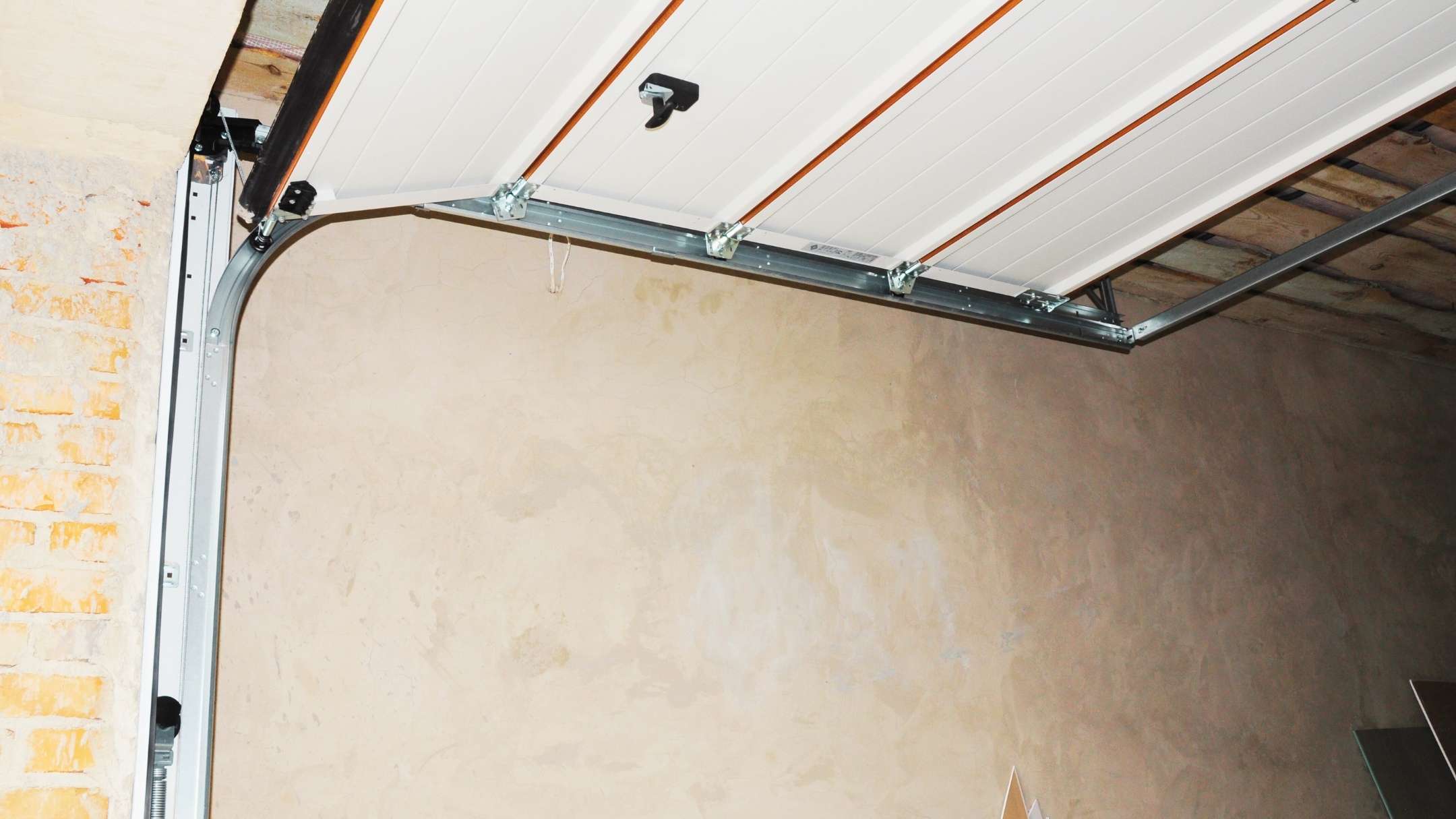 FAQS about Overhead Door Replacement Services in Byhalia, MS