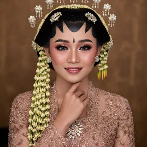 Jasa Rias Pengantin: Membuat Momen Spesial Semakin Sempurna