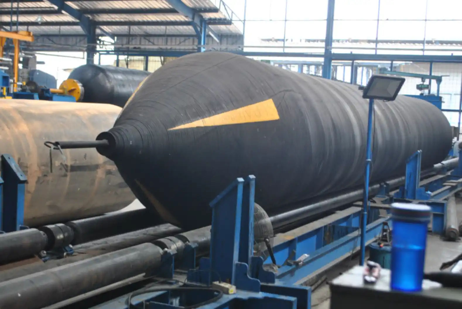 Rubber Airbag Peluncur Kapal Solusi Modern untuk Proses Peluncuran yang Aman dan Efisien
