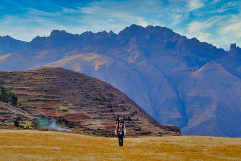 How to Walk from Cusco to Huchuy Qosqo in One Day