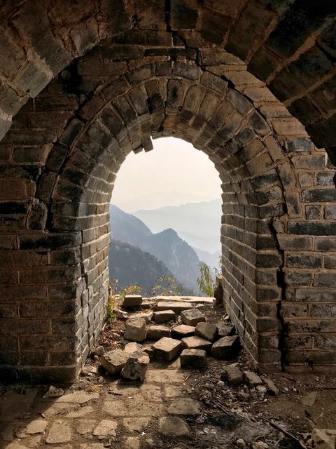 window in the wild great wall